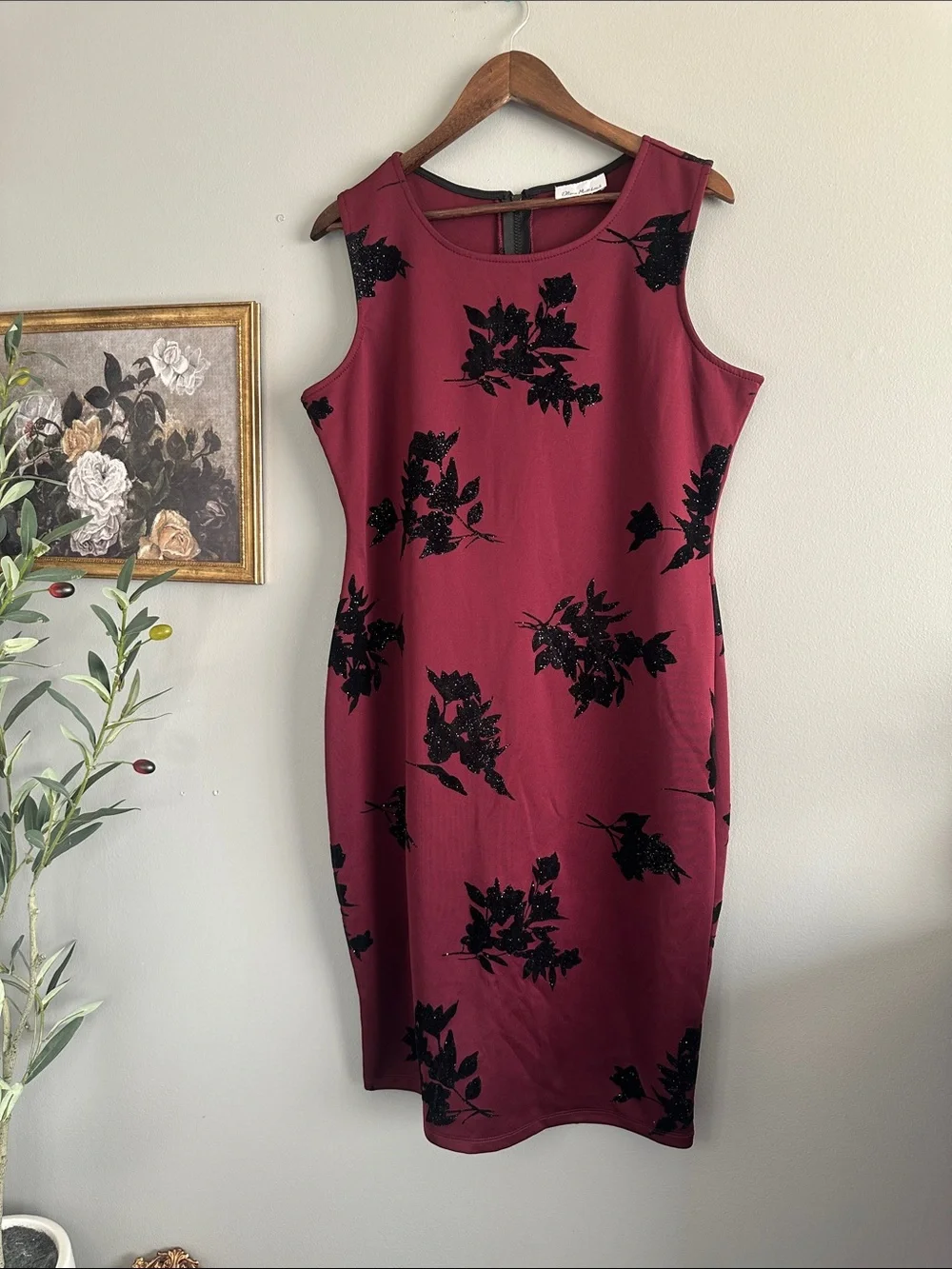 Olivia Matthews Burgundy Velvet Flocked Floral Sheath Dress L - Picture 9 of 10